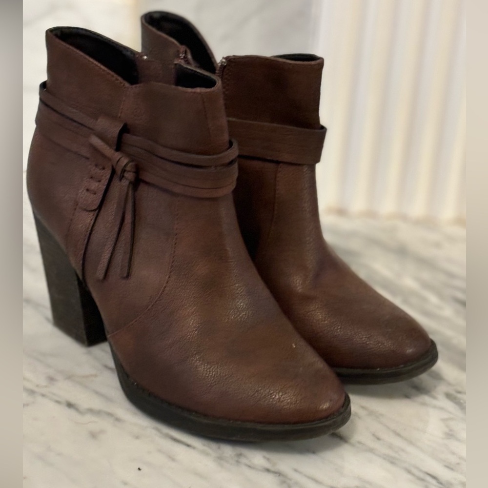 Brown heel leather booties. Size 9